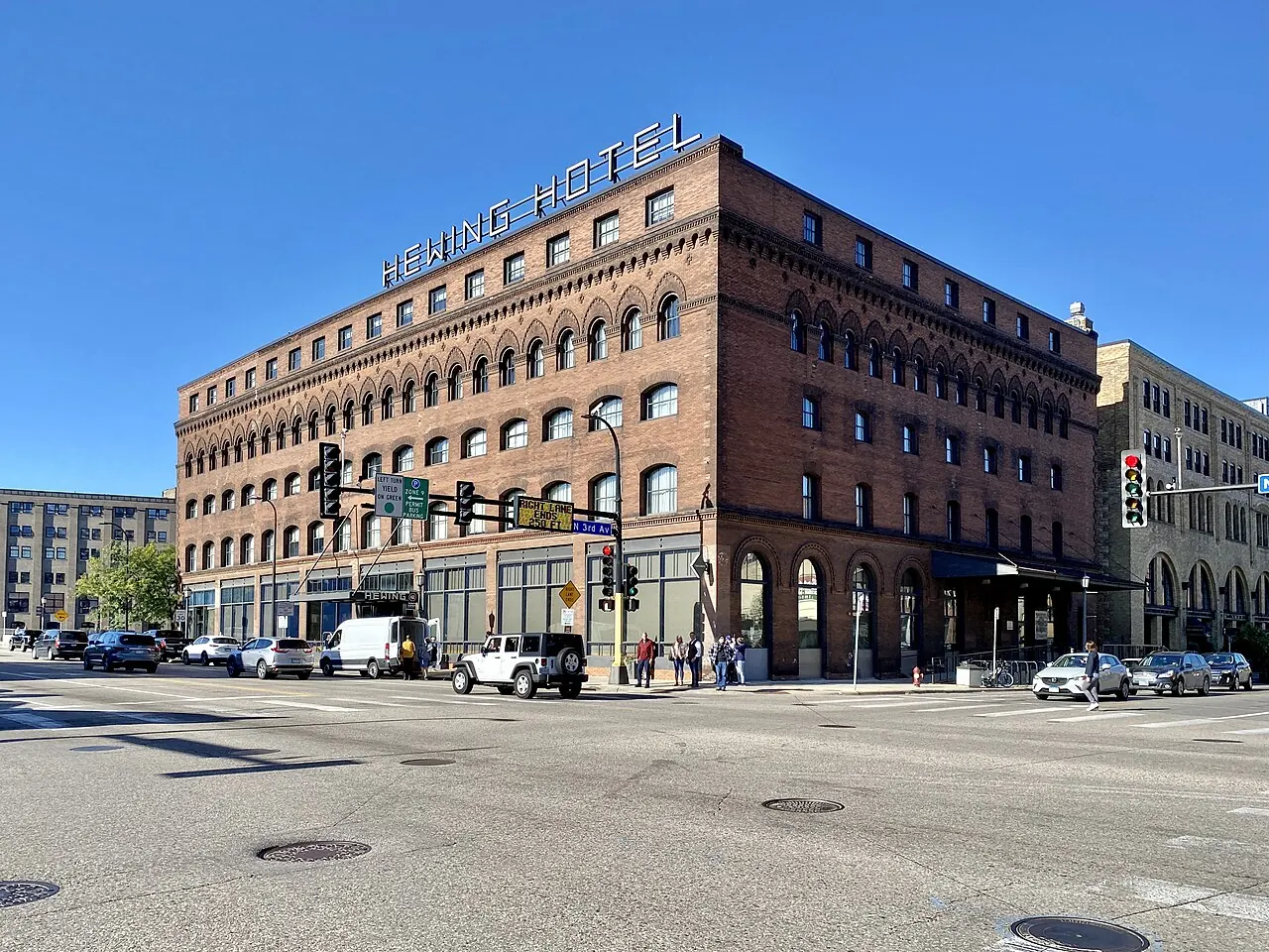 Hewing Hotel, Minneapolis: Jackson Building (Hewing Hotel), Washington Avenue and N 3rd Avenue, Warehouse District, Minneapolis, MN